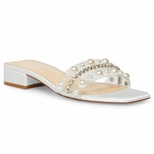 Betsy Johnson NOBBL Slide Sandal